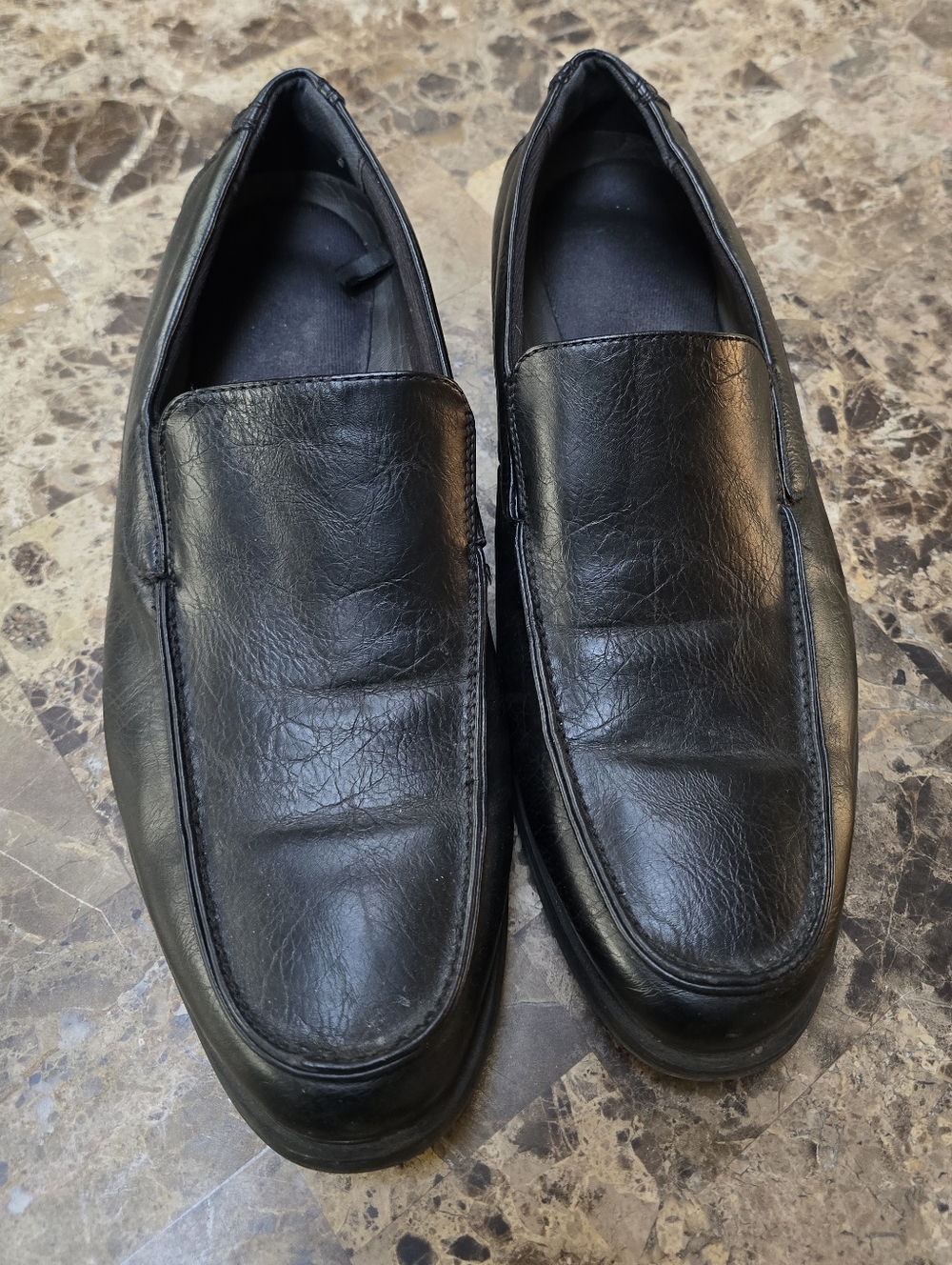 Van Heusen 9.5 Men's Black Leather Slip-On Dress Loafers